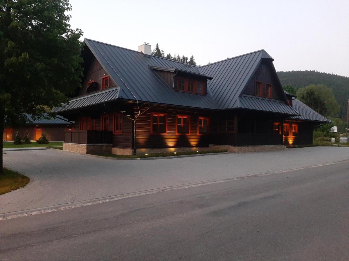 شقة Polansky Dvur Velké Karlovice المظهر الخارجي الصورة
